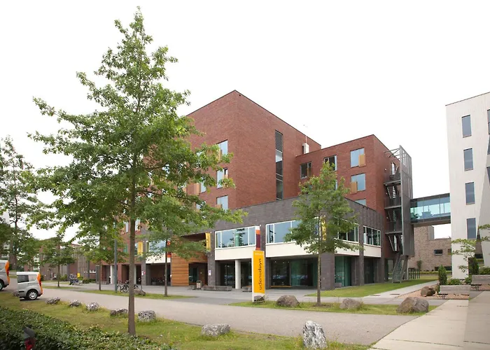 Udens Duyn Ξενοδοχείο 4*