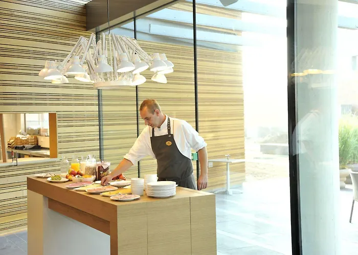 Ξενοδοχείο Udens Duyn 4*